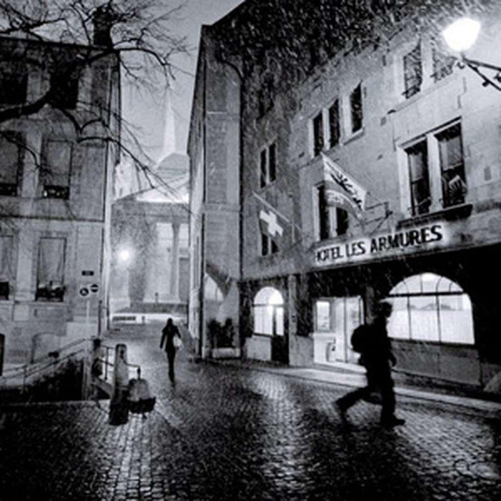 Hotel Les Armures Cenevre Dış mekan fotoğraf The Hôtel des Armures in 1930